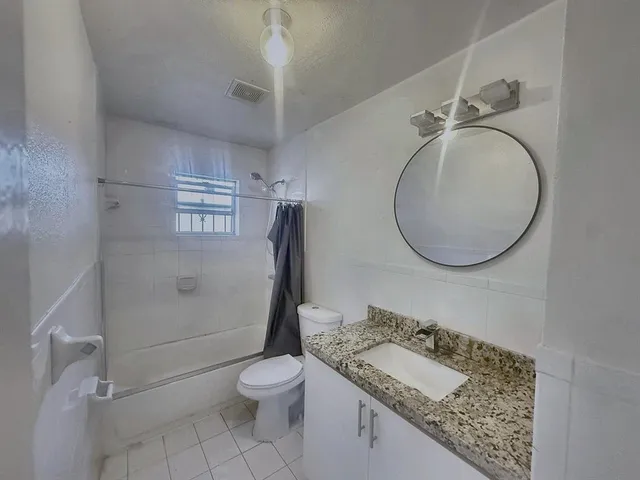 $2,400 | 1728 Northwest 114th Street, Miami, FL 33167