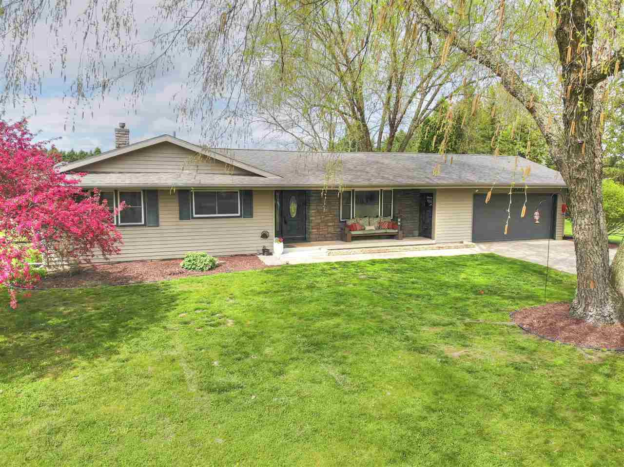 3560 East Territorial Road Pleasant Lake, MI 49251 - Photo 3 of 37 Photo 3