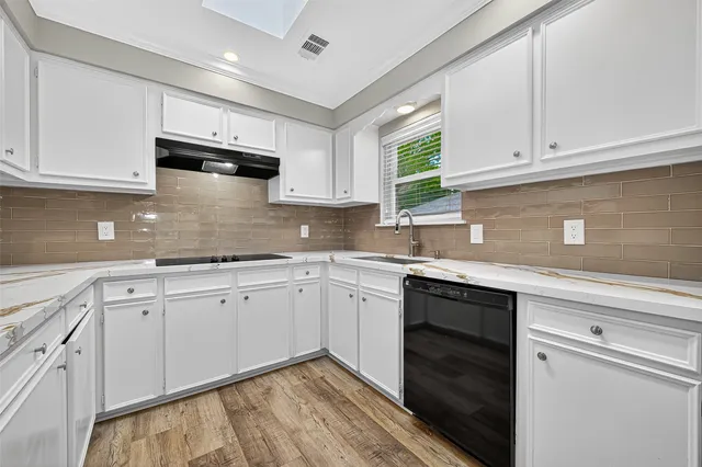 $2,250 | 3019 Jenny Drive, Sugar Land, TX 77479