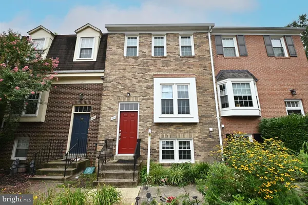 $3,300 | 3804 Brighton Court, Alexandria, VA 22305