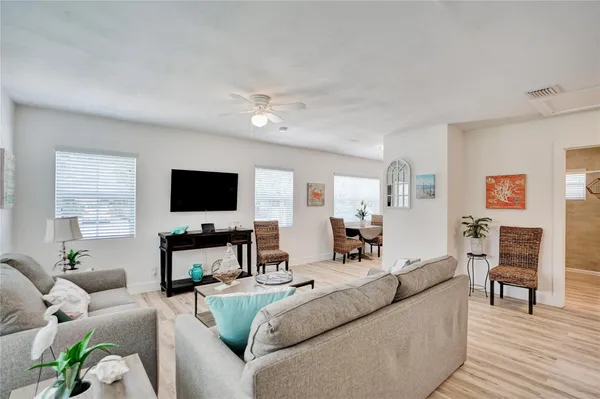 $2,700 | 3316 Southeast 4th Street, Pompano Beach, FL 33062