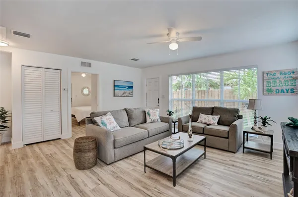 $2,700 | 3316 Southeast 4th Street, Pompano Beach, FL 33062