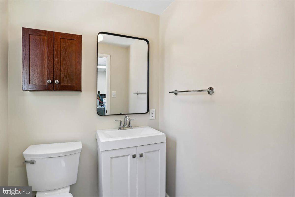 10701 Brunswick Avenue Silver Spring, MD 20902 - Photo 35 of 50 Powder Room