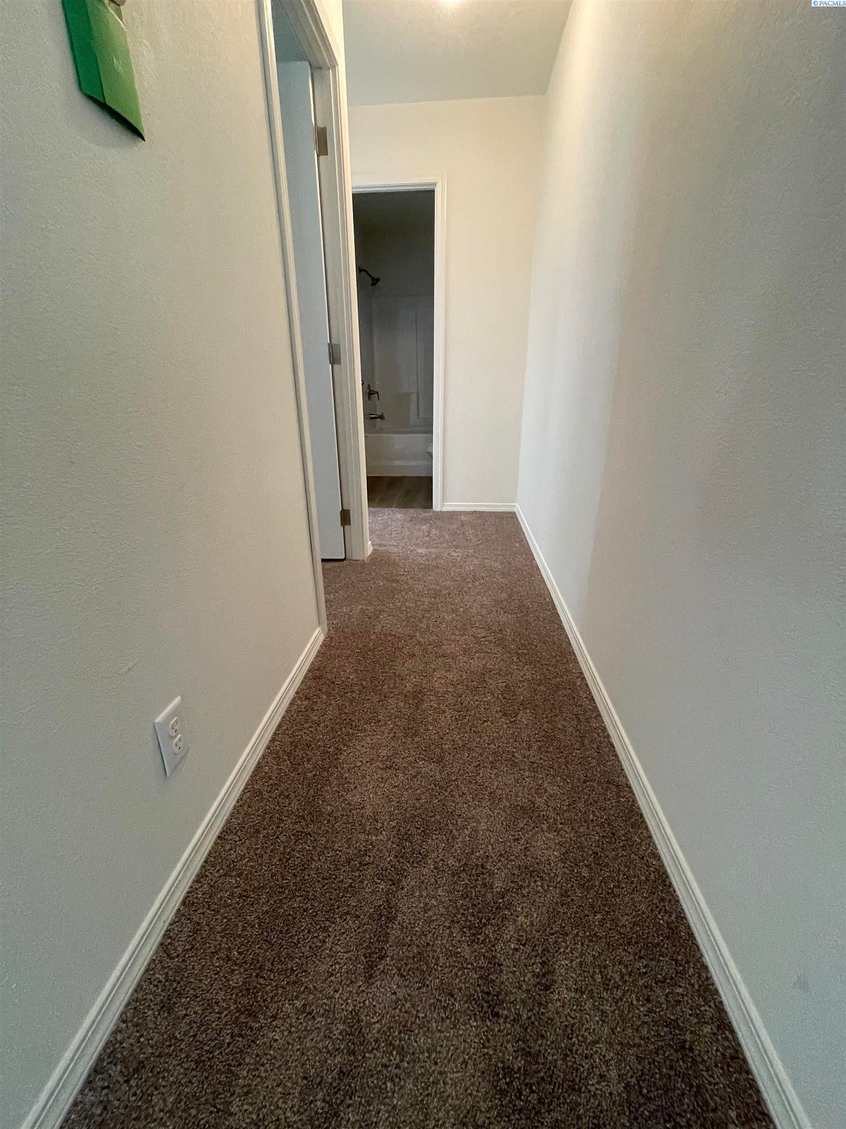 203106 East Bowles Road Kennewick, WA 99337 - Photo 12 of 18 Gallery Image 12