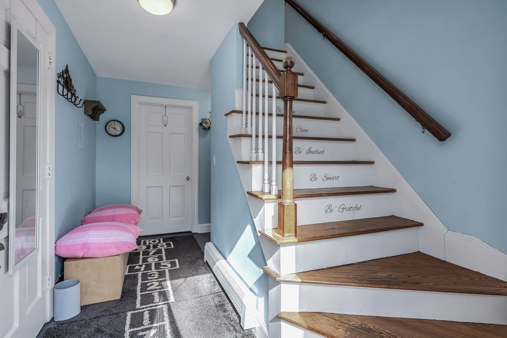 21 Stage Coach Road Boxford, MA 01921 - Photo 9 of 40 a view of entryway and hall