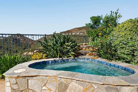$1,625,000 | 1650 Sagewood Way, San Marcos, CA 92078