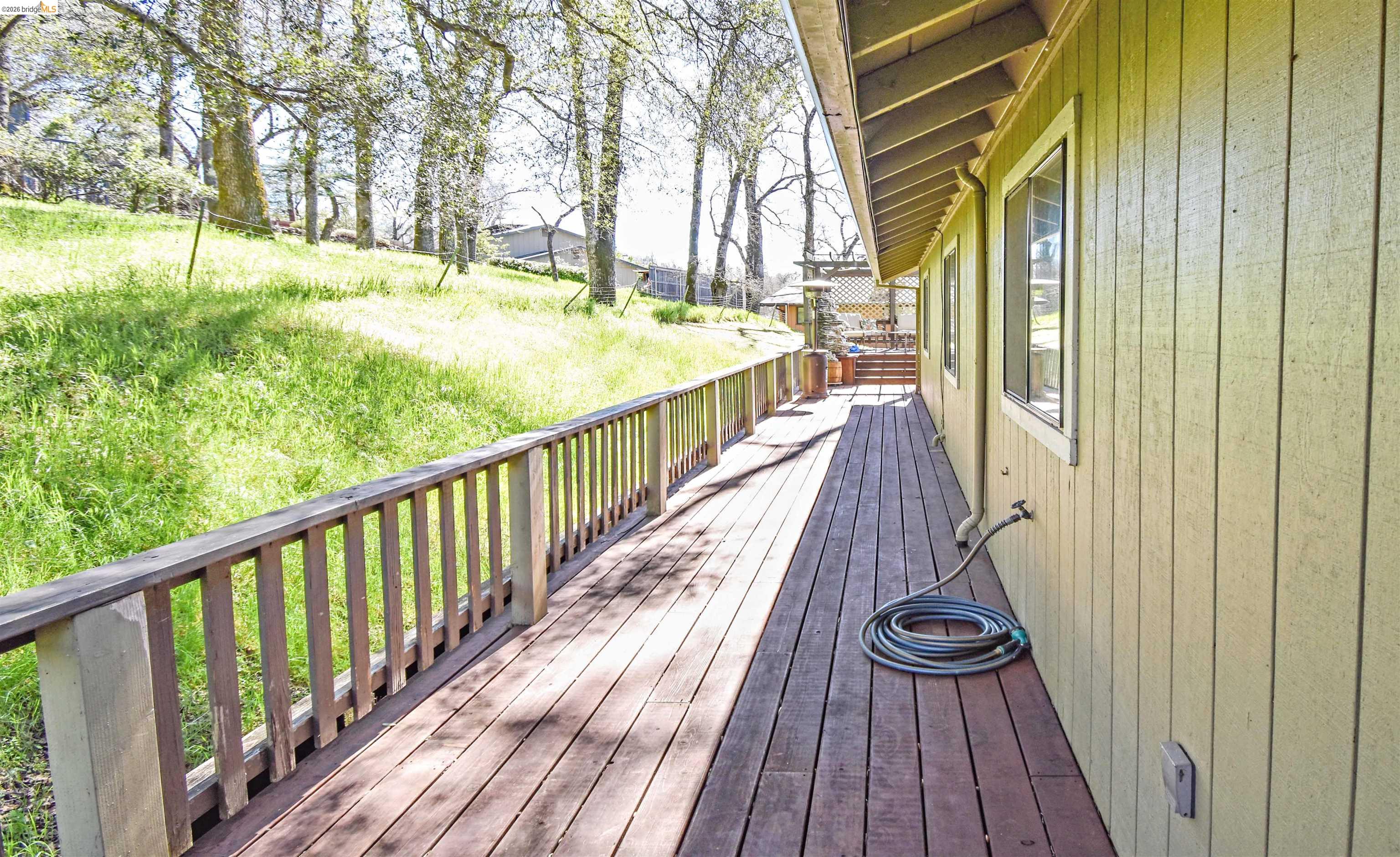 15170 Potato Ranch Road Sonora, CA 95370 - Photo 33 of 49 View of wooden terrace