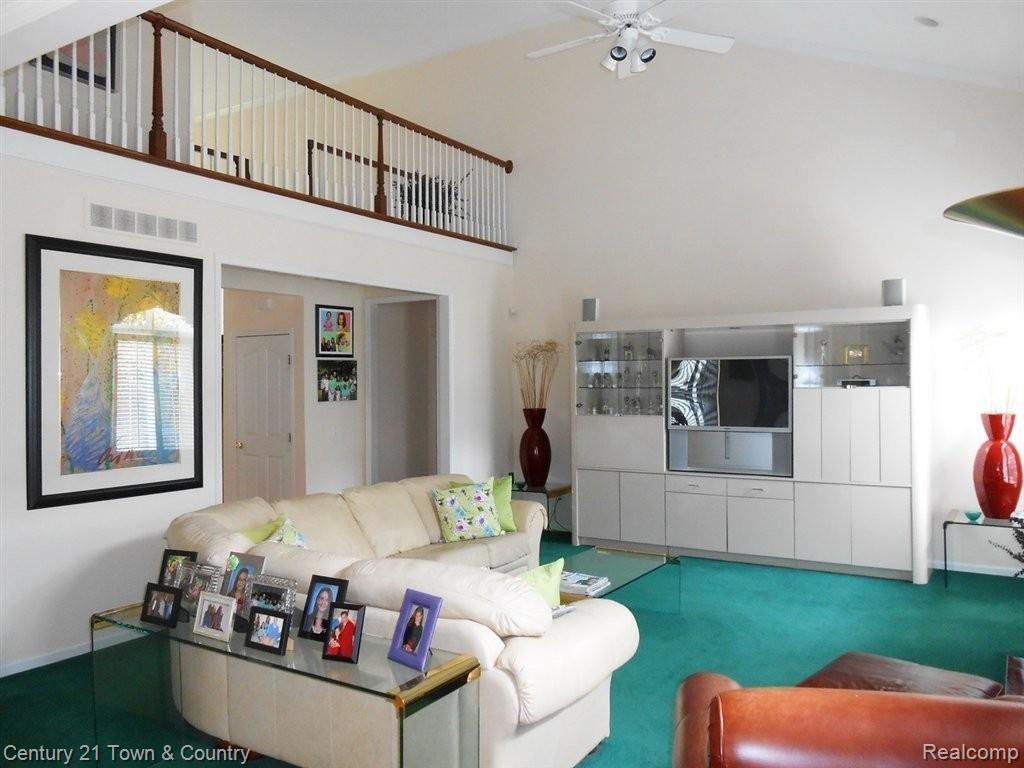3587 Heron Ridge Drive Rochester, MI 48309 - Photo 10 of 30 Great Room