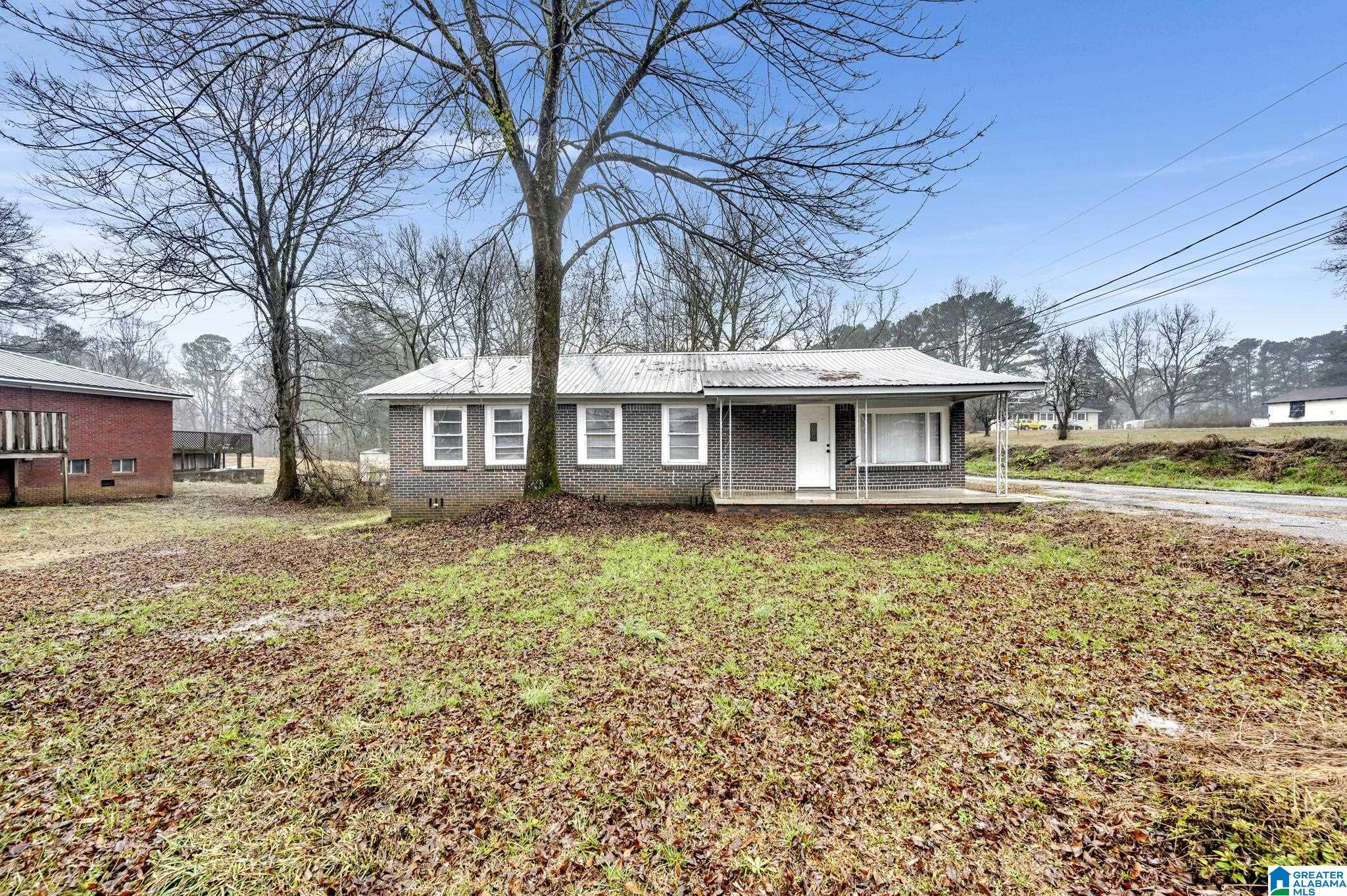92 Swindle Drive Adamsville, AL 35005 - Photo 2 of 23