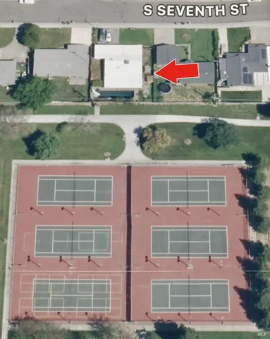 $499,800 | 240 South 7th Street, Dixon, CA 95620