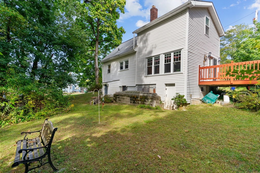 7 White Avenue Douglas, MA 01516 - Photo 10 of 23