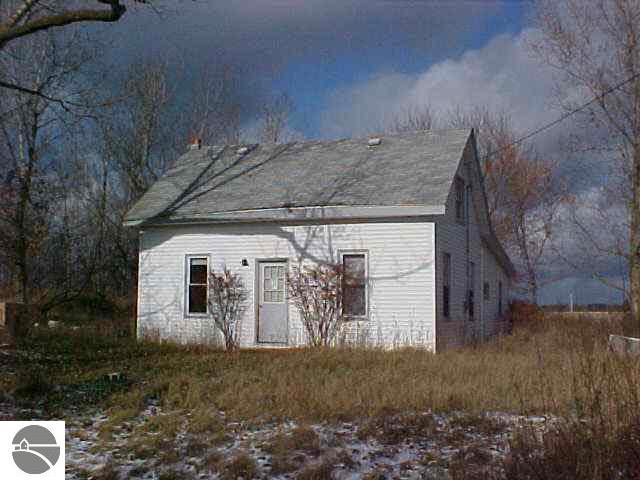 5906 Ellison Road Sterling, MI 48659 - Photo 1 of 12 1750249.JPG