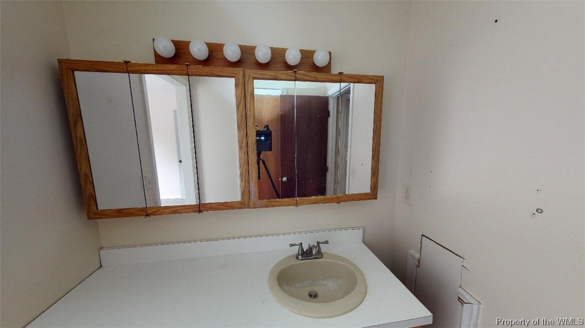 2910 Chelsea Road West Point, VA 23181 - Photo 32 of 49 Gallery Image 32