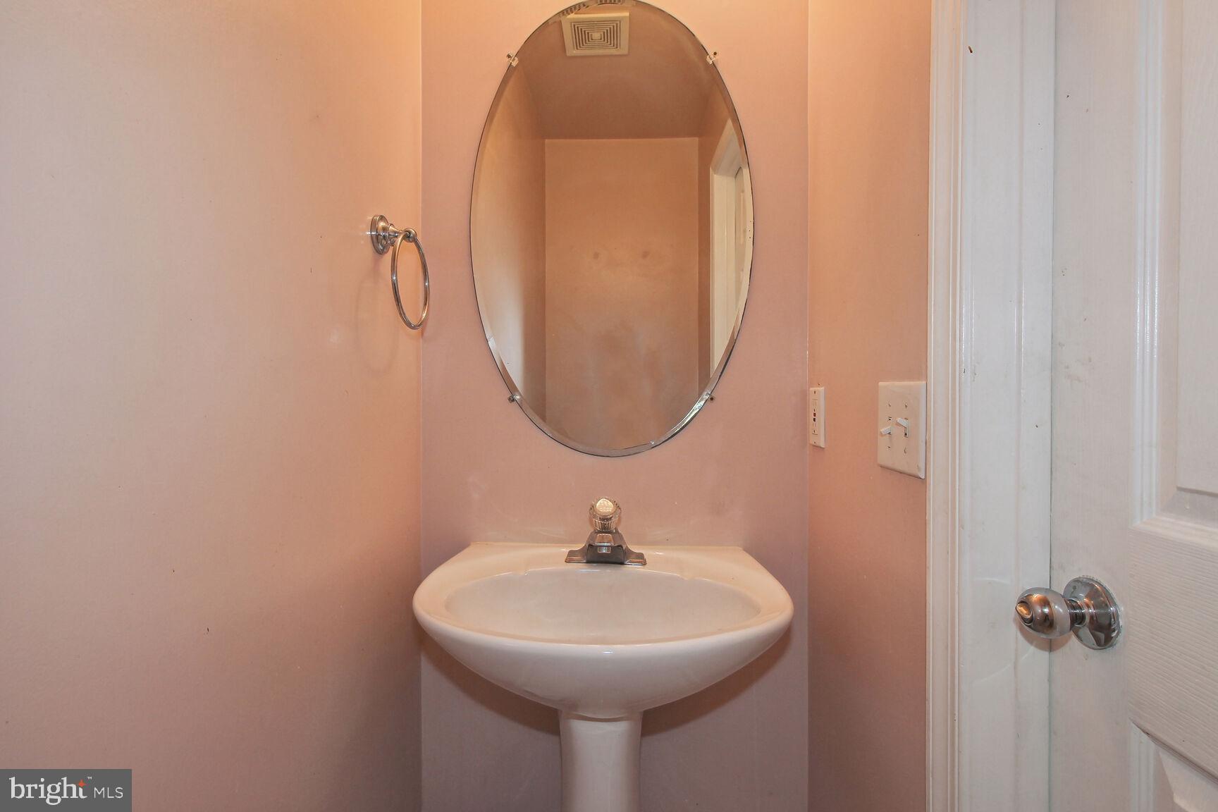 6609 Ridgeborne Drive Rosedale, MD 21237 - Photo 14 of 21