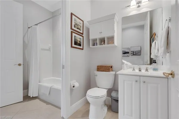 $749,000 | 9097 Cherry Oaks Trail, Unit 202, Naples, FL 34114