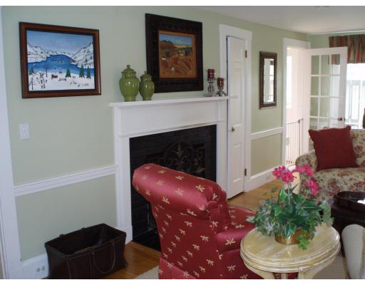 28 Burr Road Hingham, MA 02043 - Photo 5 of 17 Gallery Image 5