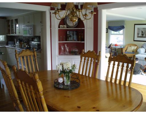 28 Burr Road Hingham, MA 02043 - Photo 7 of 17 Gallery Image 7