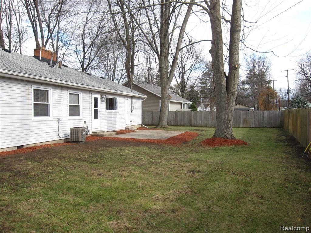26045 Superior Road Taylor, MI 48180 - Photo 23 of 30