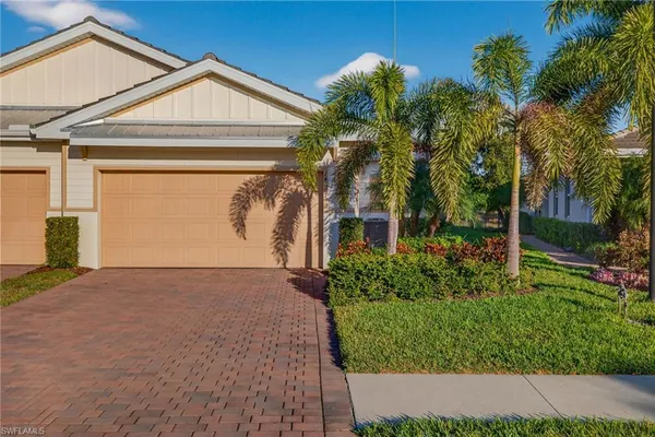 $6,500 | 14567 Edgewater Circle, Naples, FL 34114