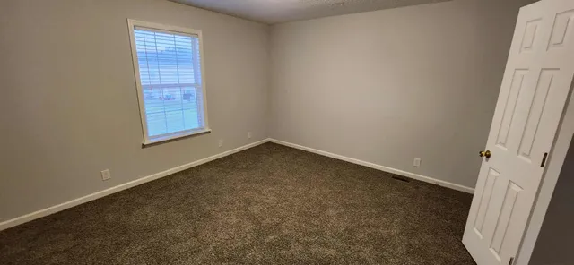 $170,000 | 289 Raleigh Drive, Unit B, Clarksville, TN 37043