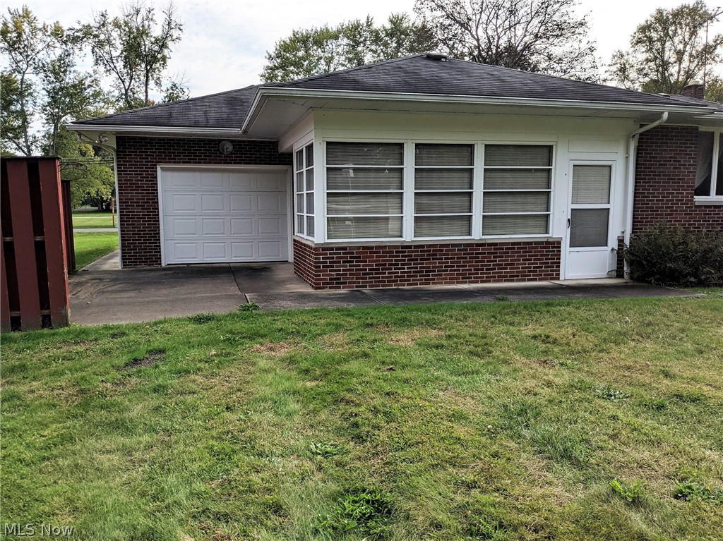 131 West Caston Road New Franklin, OH 44319 - Photo 27 of 33