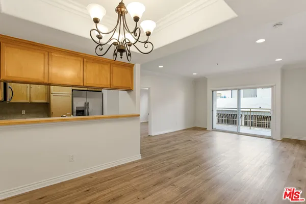$3,295 | 3328 Oakhurst Avenue, Unit 108, Los Angeles, CA 90034