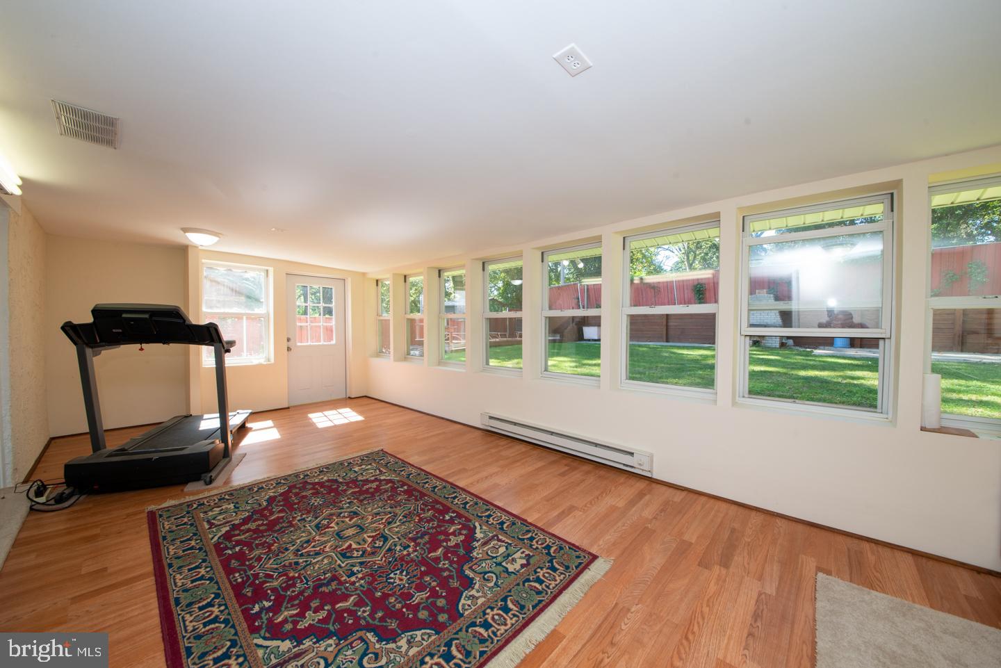 1604 Colima Road Philadelphia, PA 19115 - Photo 36 of 37 Florida Room In-Law Suite