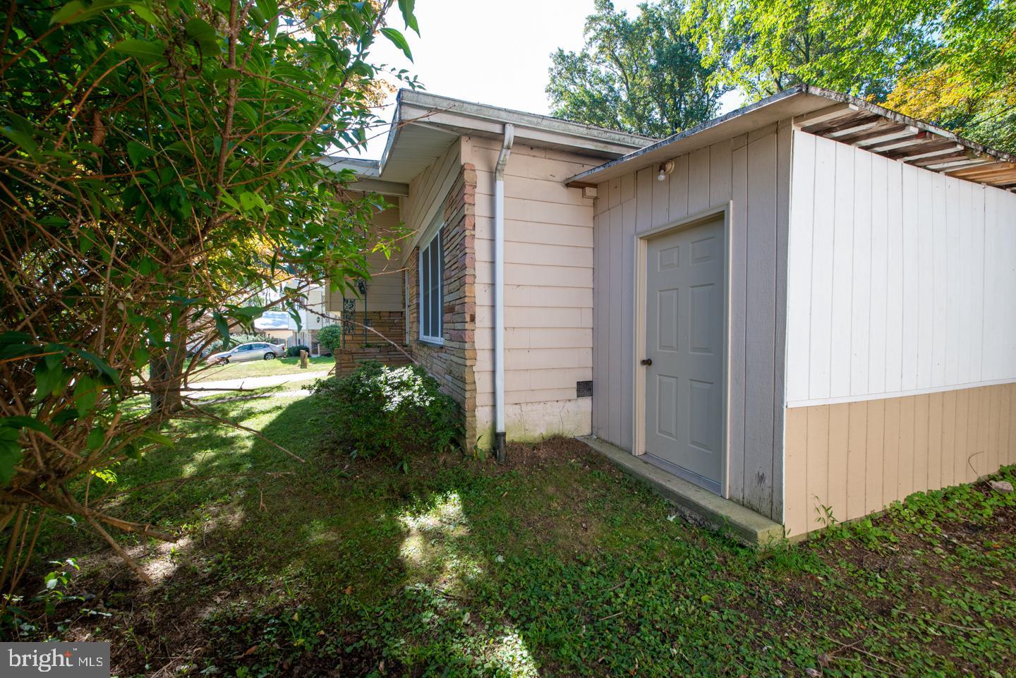1604 Colima Road Philadelphia, PA 19115 - Photo 6 of 37 Side Shed