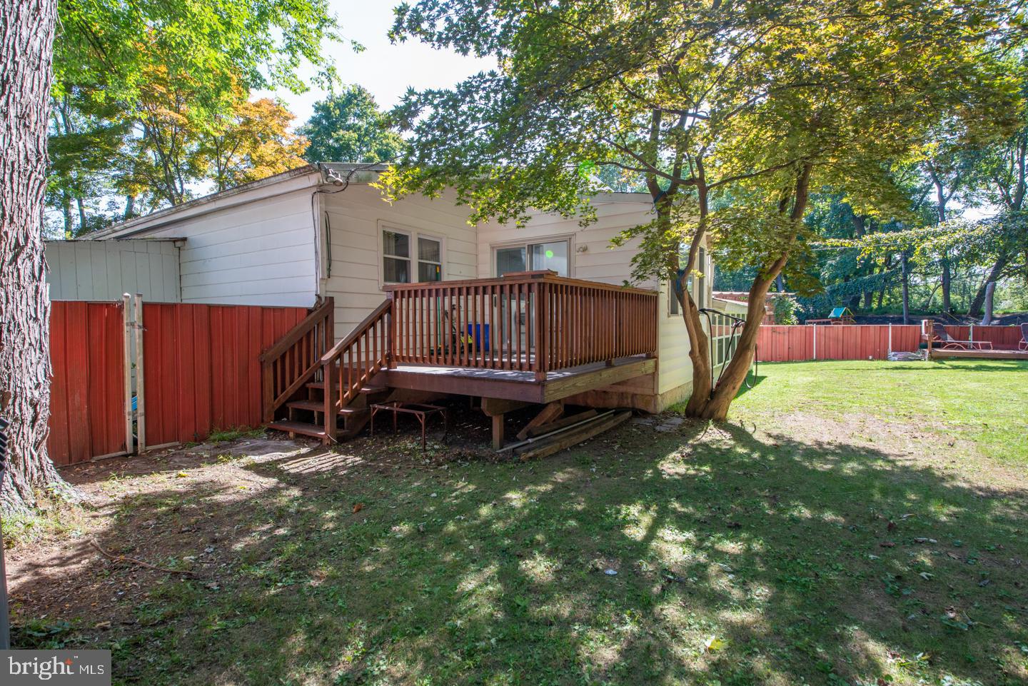 1604 Colima Road Philadelphia, PA 19115 - Photo 10 of 37 Deck off of Kitchen
