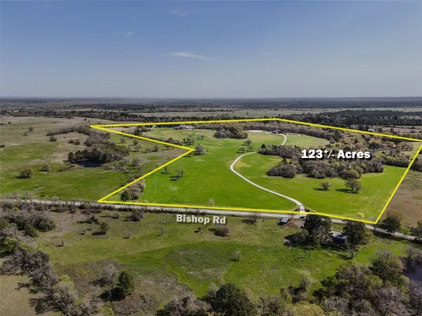 $5,000,000 | 460 Bishop Road, Huntsville, TX 77320