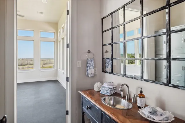 $5,750,000 | 460 Bishop Road, Huntsville, TX 77320