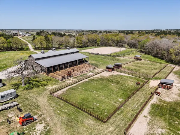 $5,200,000 | 460 Bishop Road, Huntsville, TX 77320