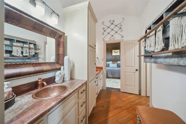 $5,750,000 | 460 Bishop Road, Huntsville, TX 77320