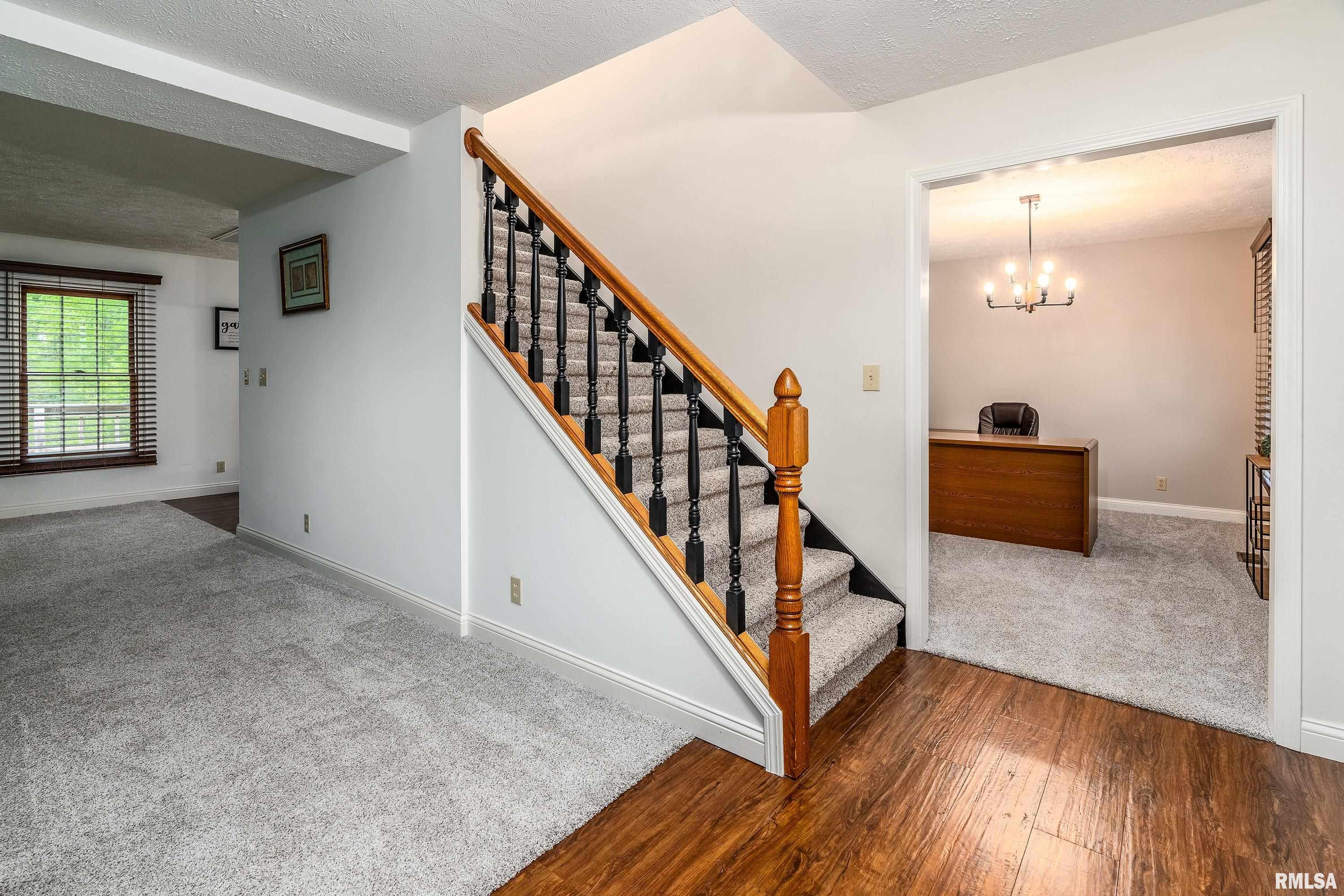 200 Quail Run Carterville, IL 62918 - Photo 16 of 40