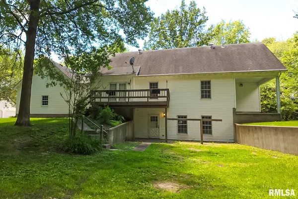 $479,900 | 200 Quail Run, Carterville, IL 62918