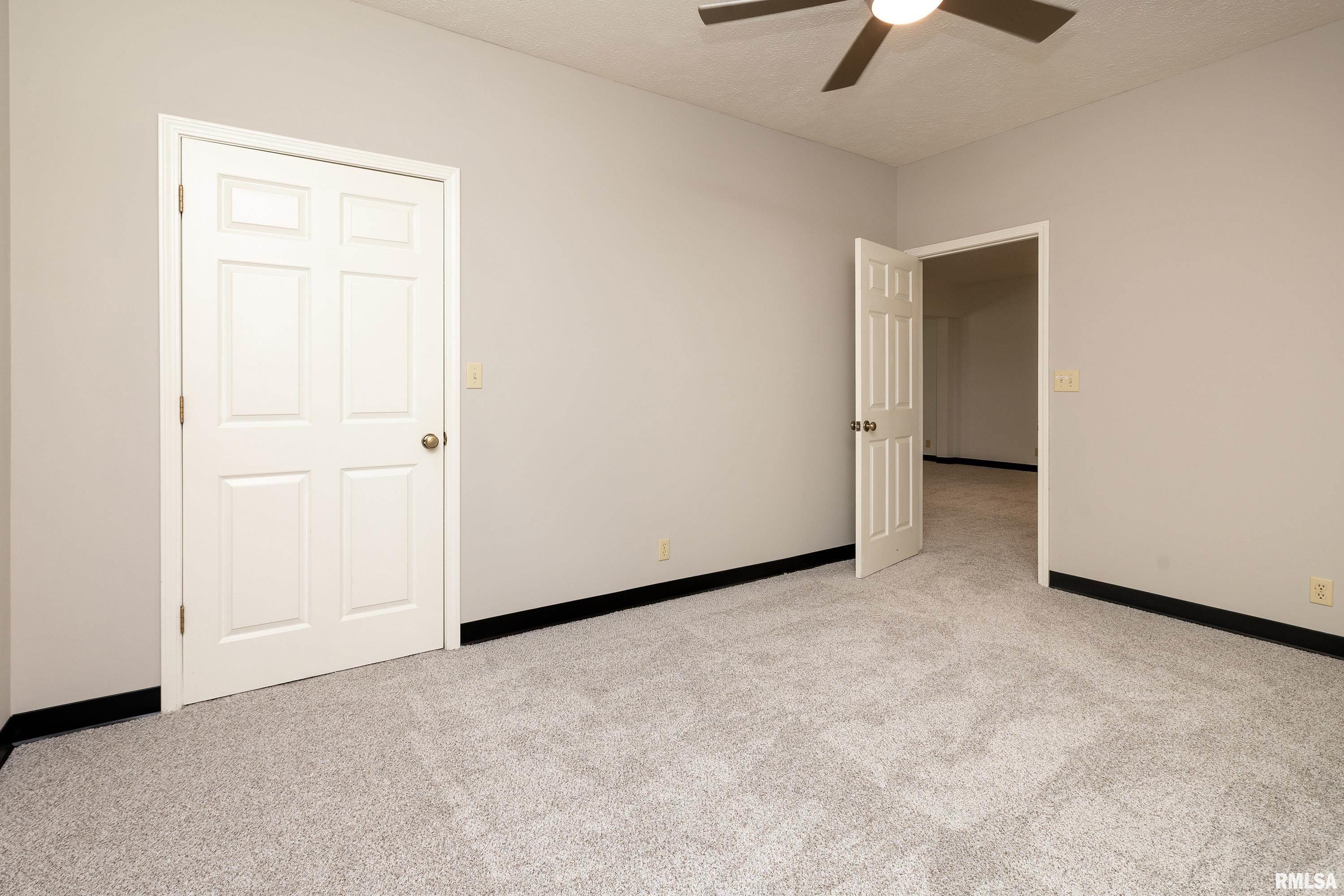200 Quail Run Carterville, IL 62918 - Photo 29 of 40