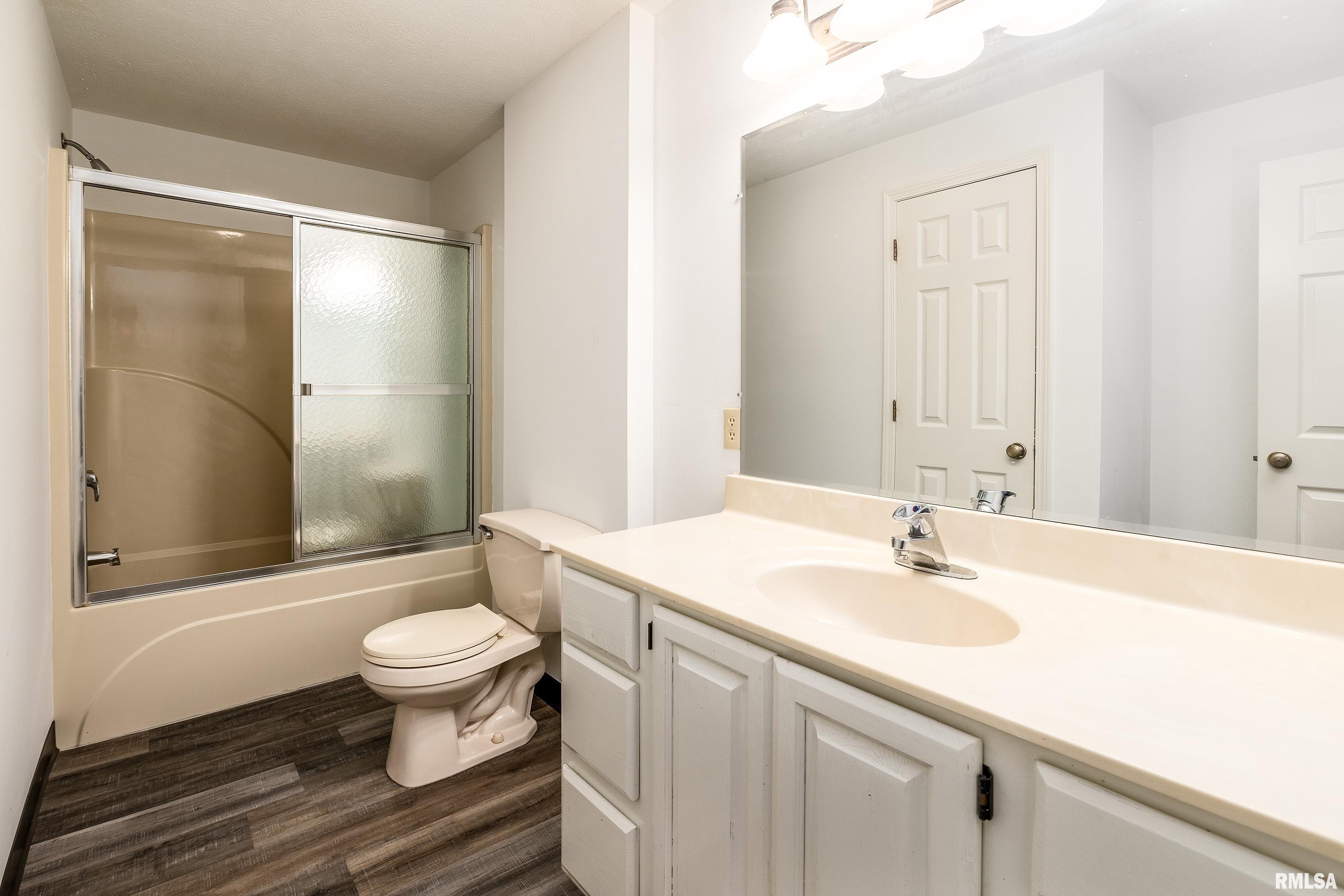 200 Quail Run Carterville, IL 62918 - Photo 31 of 40