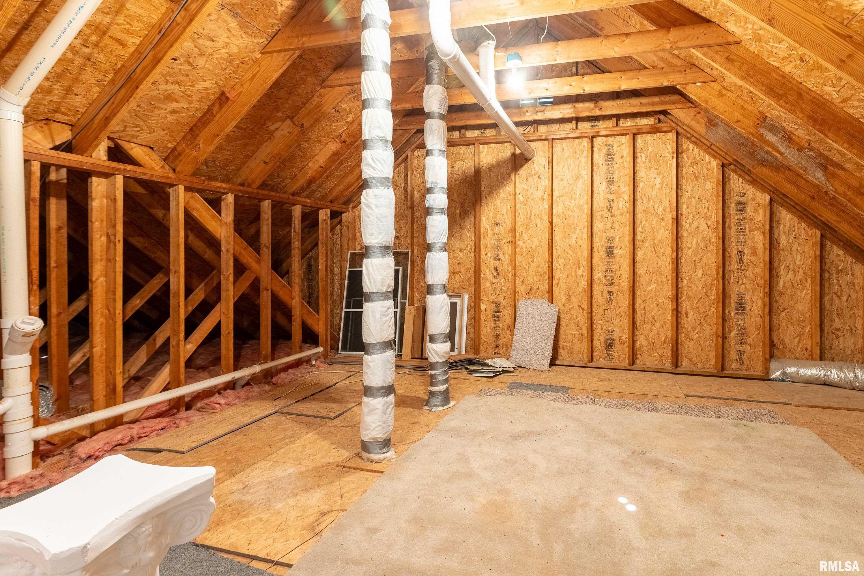 200 Quail Run Carterville, IL 62918 - Photo 34 of 40