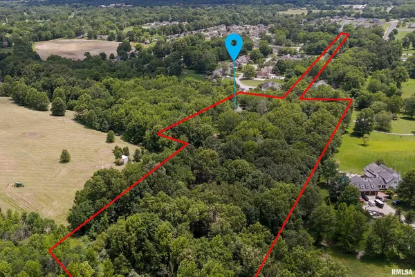 $479,900 | 200 Quail Run, Carterville, IL 62918