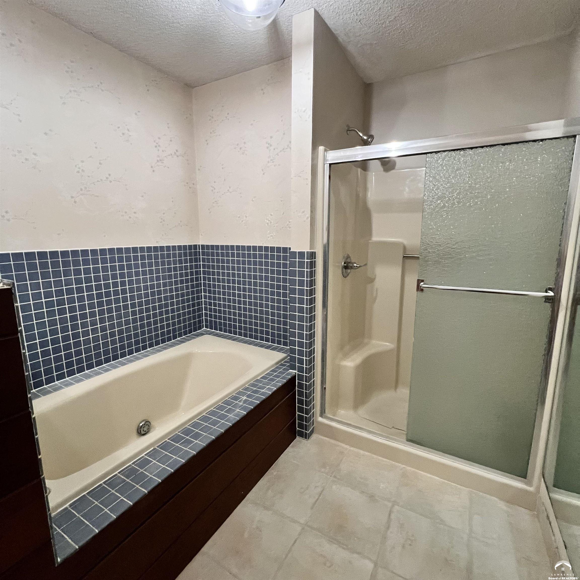3840 Northeast Kimball Road Topeka, KS 66617 - Photo 32 of 38