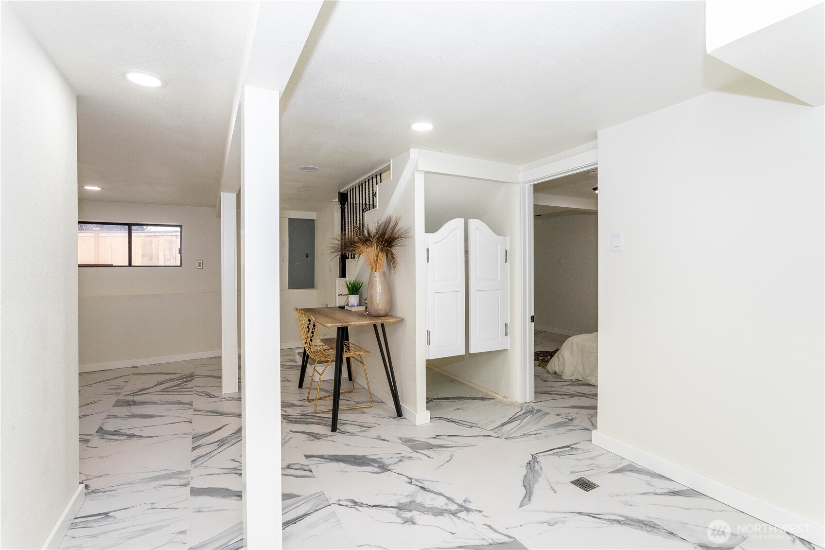 2644 Southwest 112th Street Seattle, WA 98146 - Photo 25 of 33 a large bathroom with a sink and a mirror