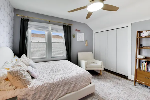 $530,000 | 6101 West Patterson Avenue, Chicago, IL 60634