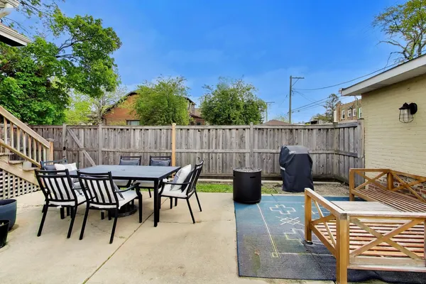 $530,000 | 6101 West Patterson Avenue, Chicago, IL 60634
