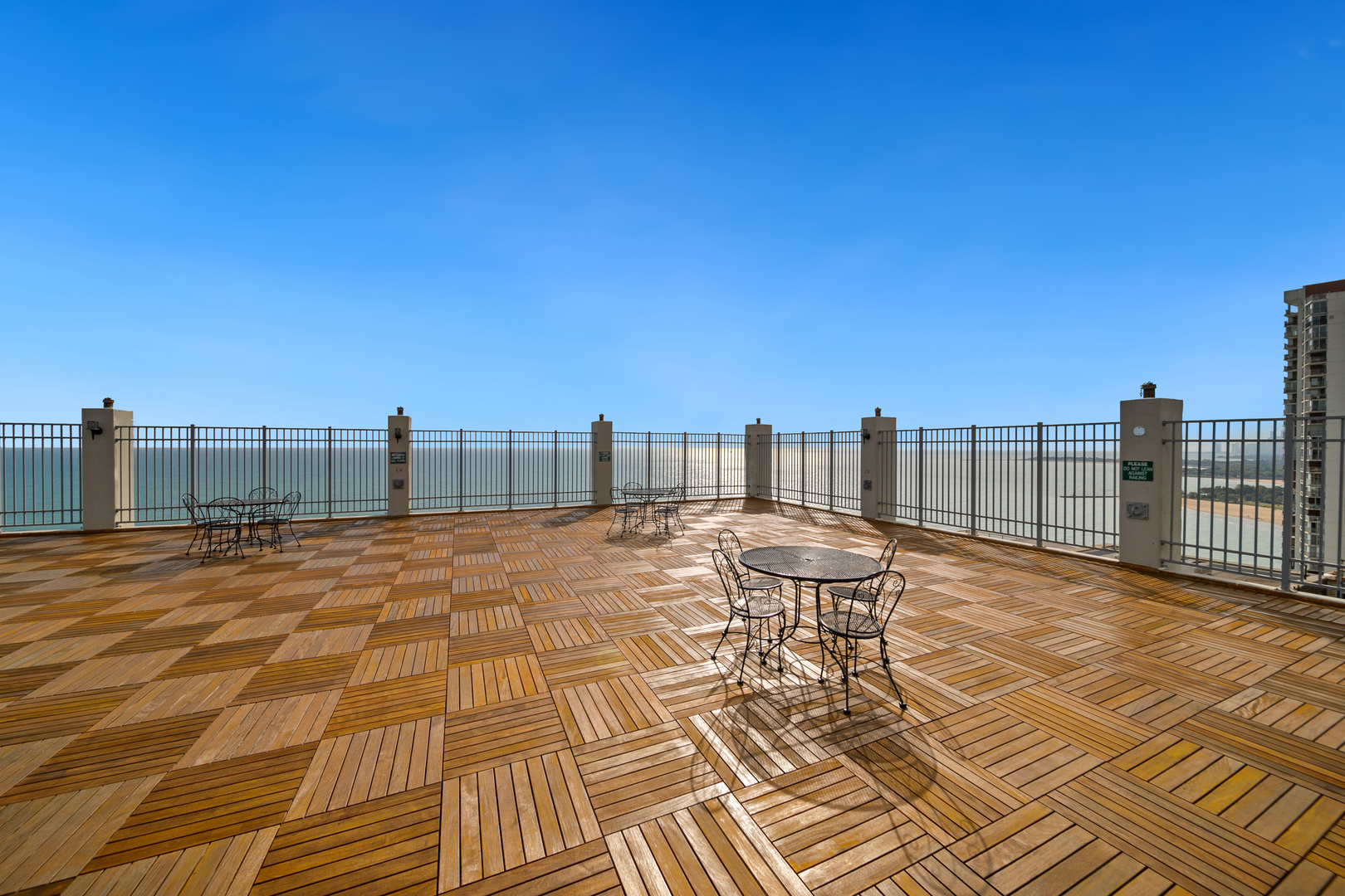6171 North Sheridan Road, Unit 2812 Chicago, IL 60660 - Photo 20 of 29