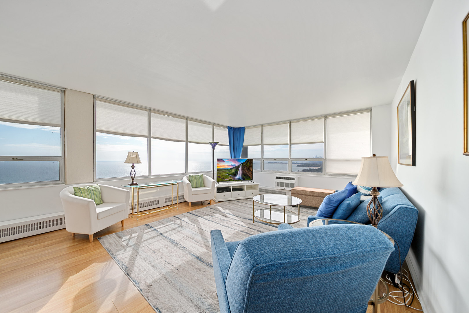 6171 North Sheridan Road, Unit 2812 Chicago, IL 60660 - Photo 2 of 29