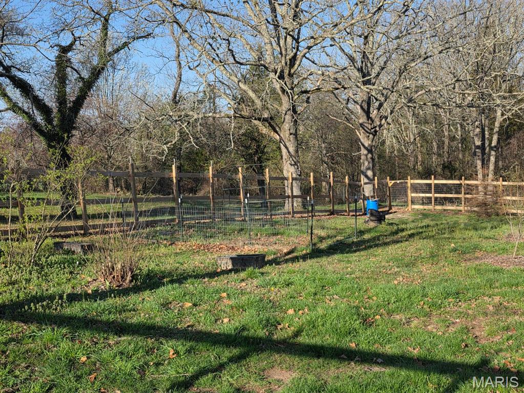 479 Oak Hill Drive Road Houston, MO 65483 - Photo 16 of 17 Gallery Image 16