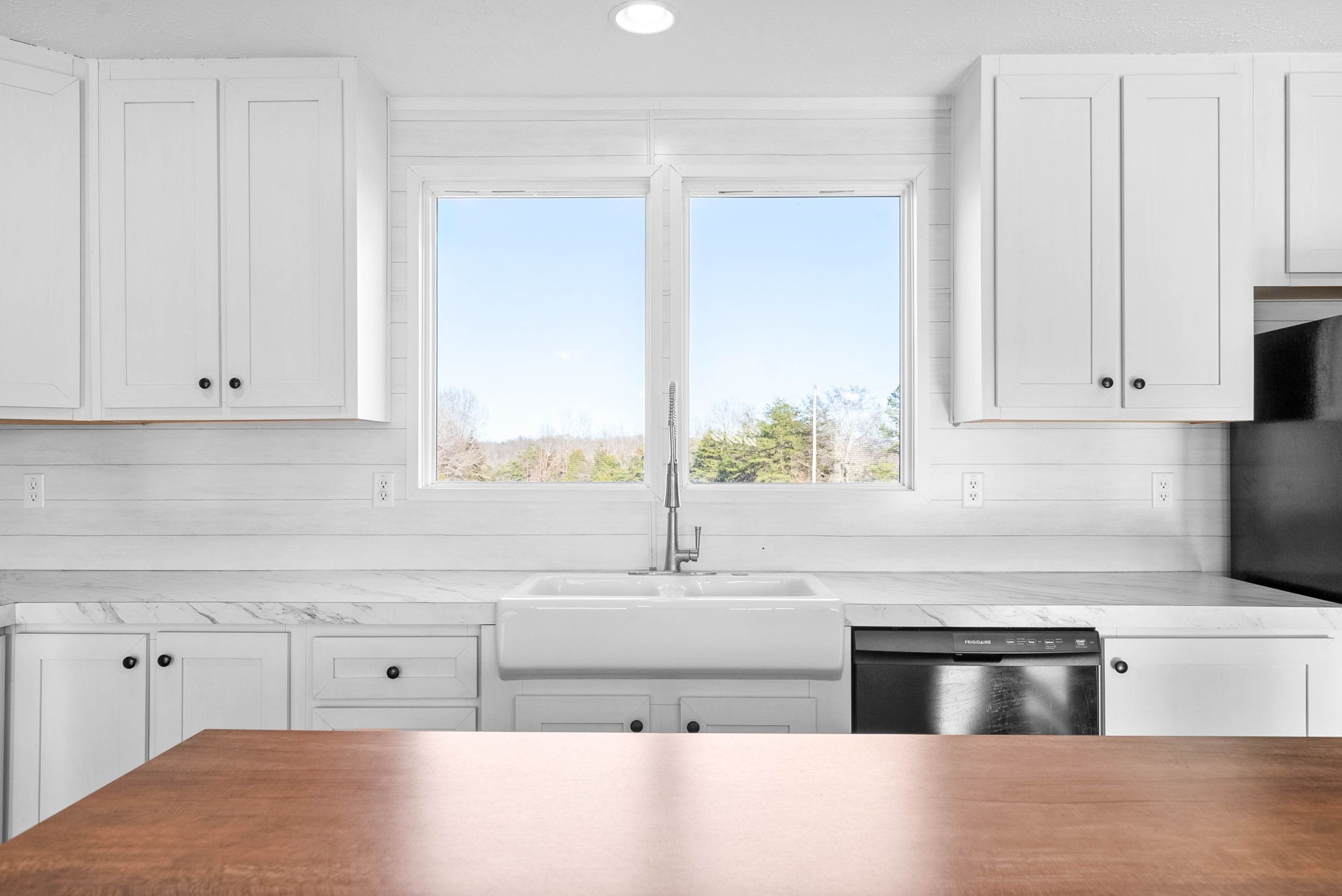 842 Pleasant Greenhill Road Crofton, KY 42217 - Photo 12 of 29 a kitchen with granite countertop white cabinets and a stove