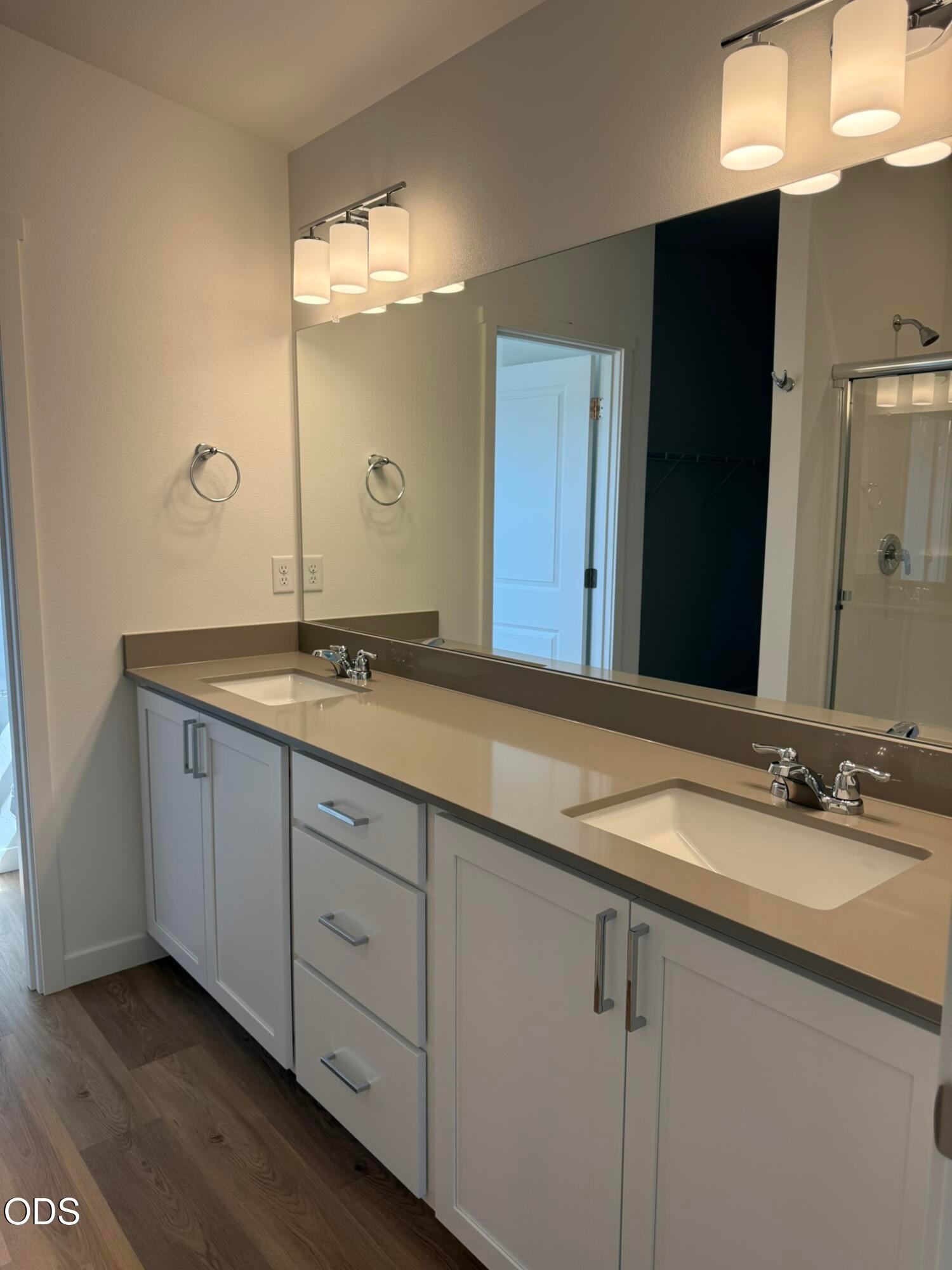 676 Northeast Rickenbacker Road, Unit 142 Madras, OR 97741 - Photo 12 of 23 Gallery Image 12
