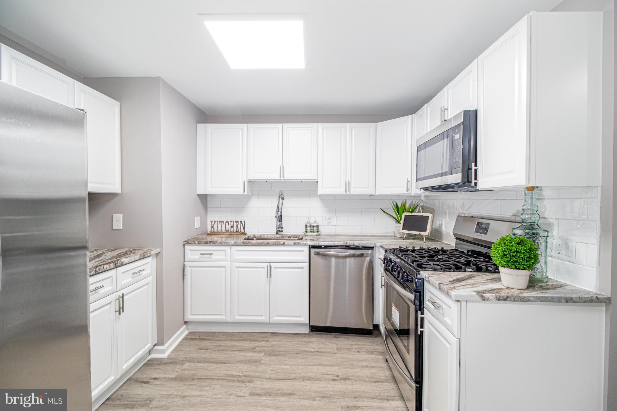 8340 Oakleigh Road Baltimore, MD 21234 - Photo 7 of 28