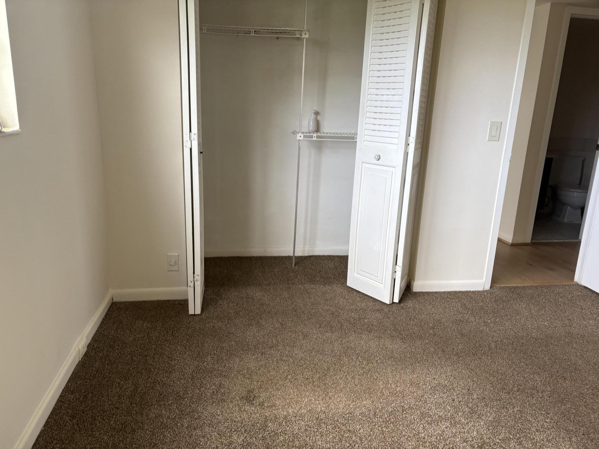 186 Dorset East Boca Raton, FL 33434 - Photo 15 of 23 IMG_0327